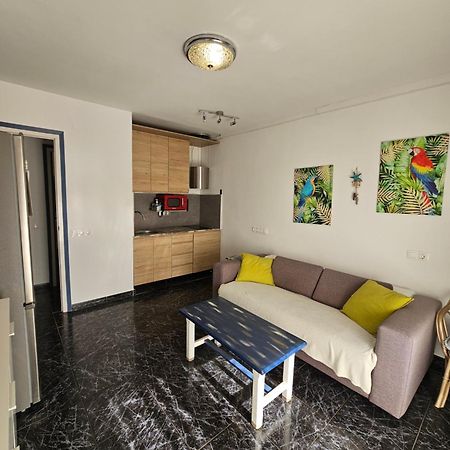 Acogedor Apartamento. Салоу Экстерьер фото